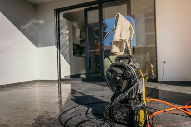 Best Pool Deck Cleaning  in Healdsburg, CA